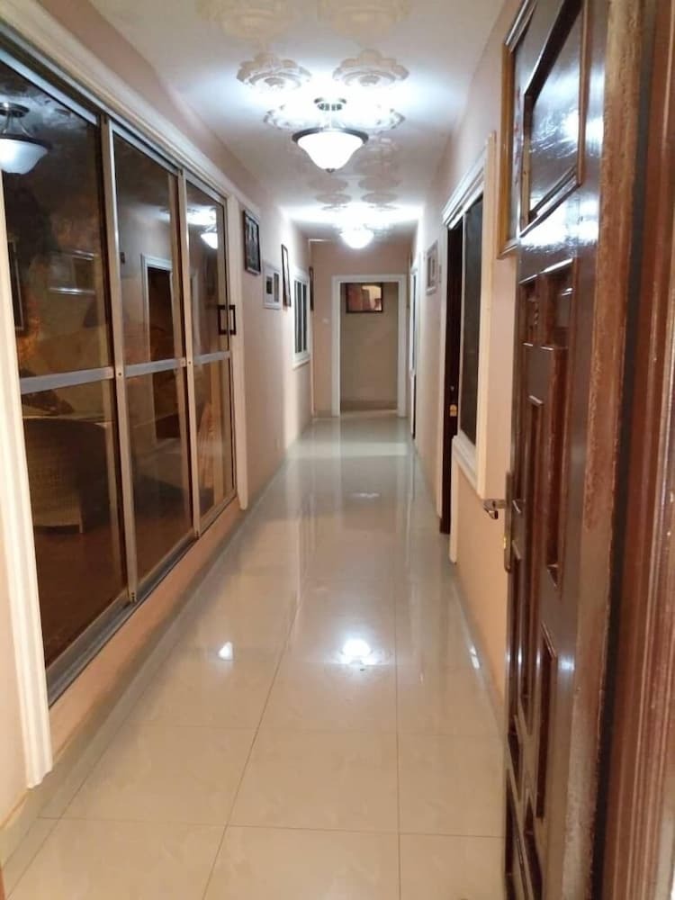 T.s. Hotel