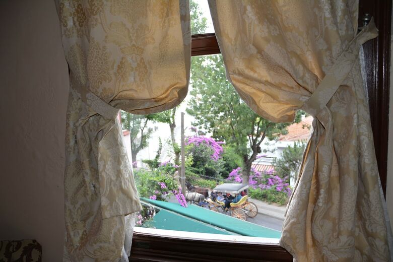 Anastasia Meziki Hotel