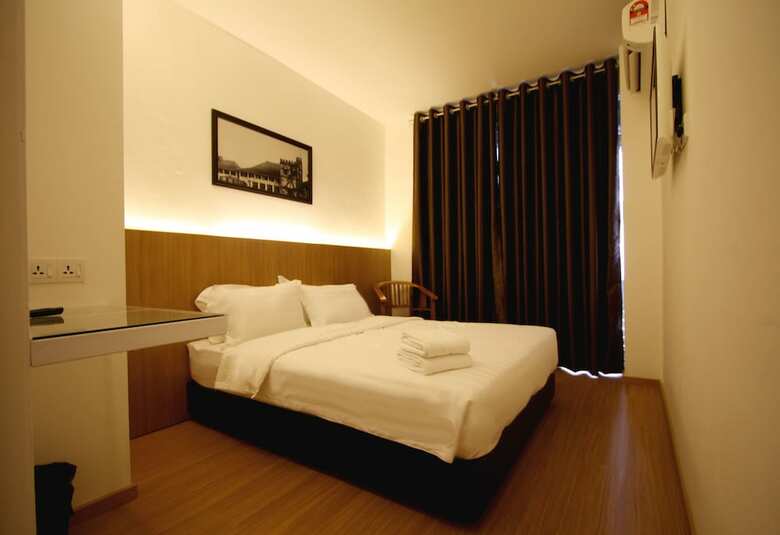 Place2stay Business Hotel - Waterfront