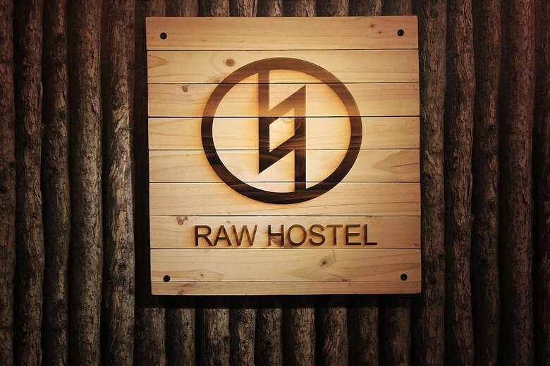 Hostal Raw Hostel