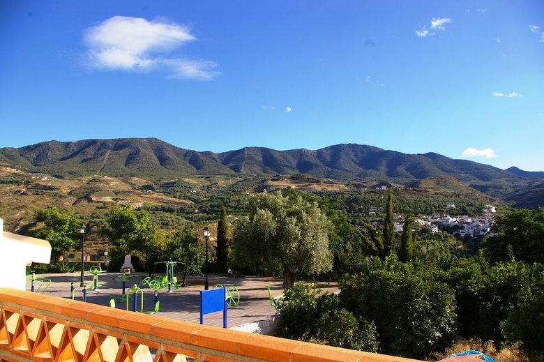 Hostal Y Apartamento Rural Los Naranjos