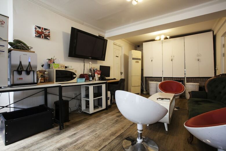 Hostal Pop @ Itaewon Boutique Guest House - Hostel