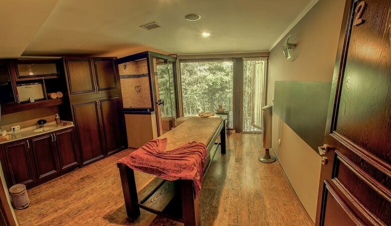 Hotel Village Park Resort And Spa Otel
