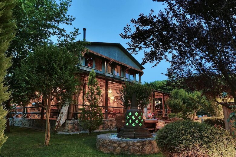 Hotel Village Park Resort And Spa Otel