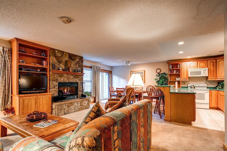 Tannenbaum Condominiums By Ski Country Resorts