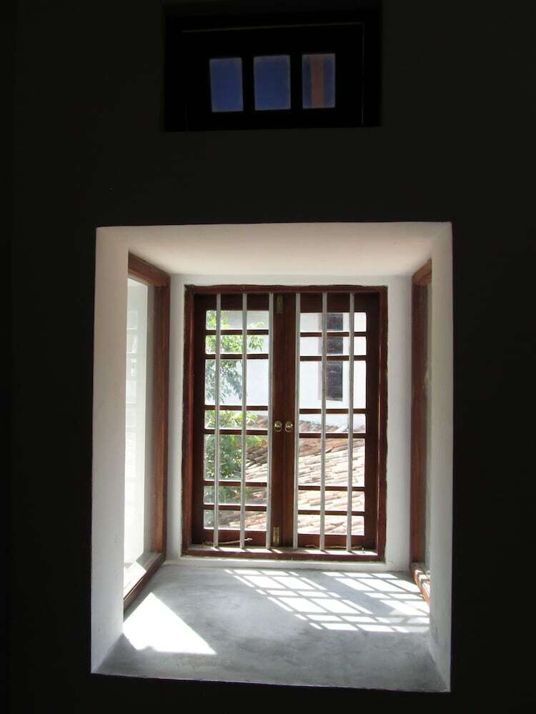 Hotel Isana Beach House