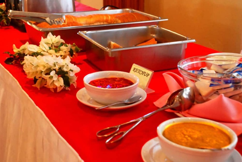 Hotel Rovanel's Resort And Conference Centre