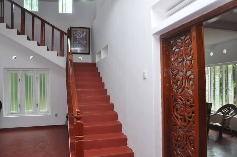 Hotel Kurumba Hills