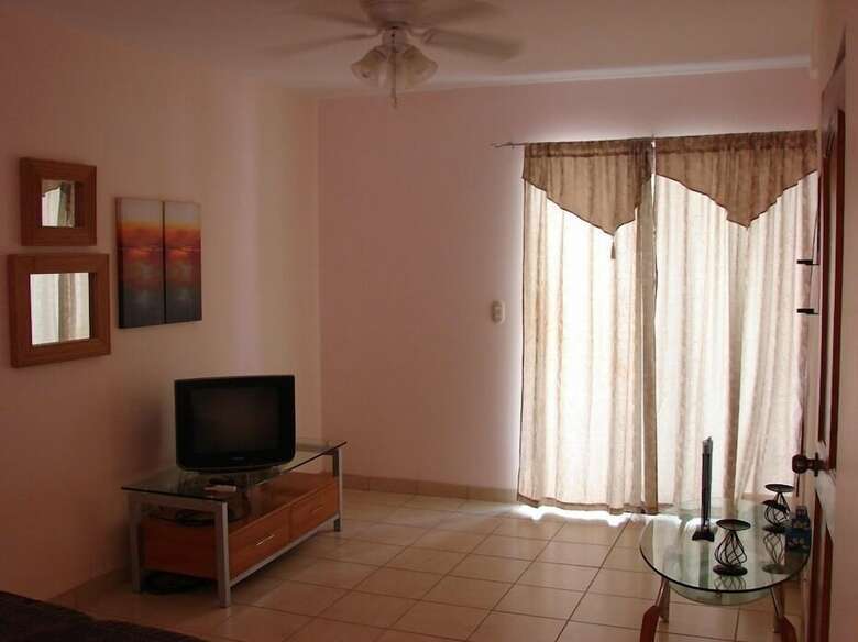 Villa Riviera
