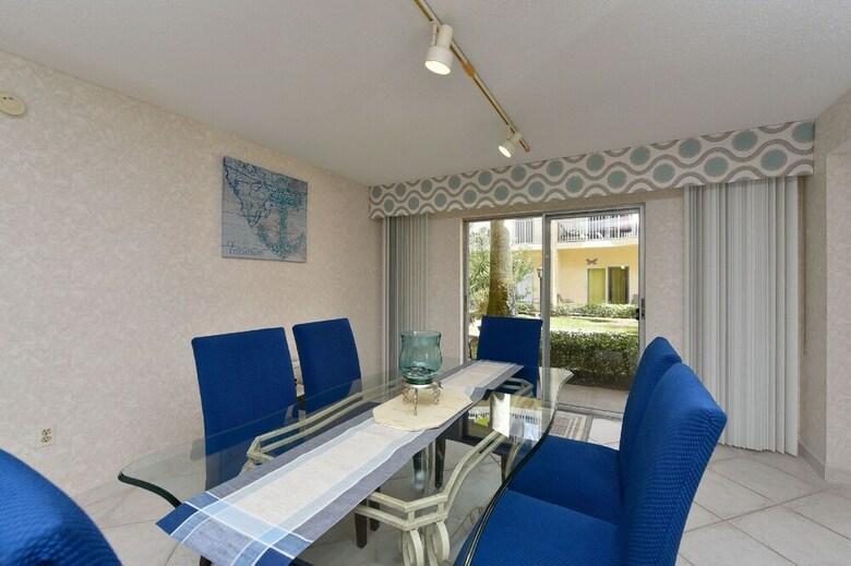 Palm Bay Club By Beachside Management