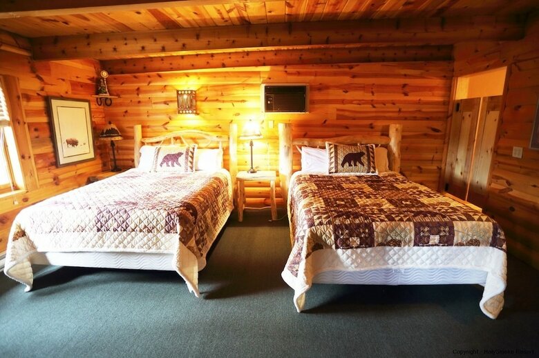 Cabana Holy Smoke Resort