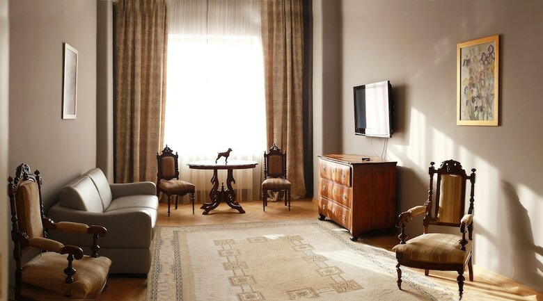 Hotel British Club Lviv