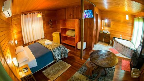 Hostal Chal�s Lago Da Colina