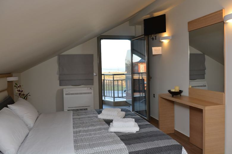 Hotel Epavlis