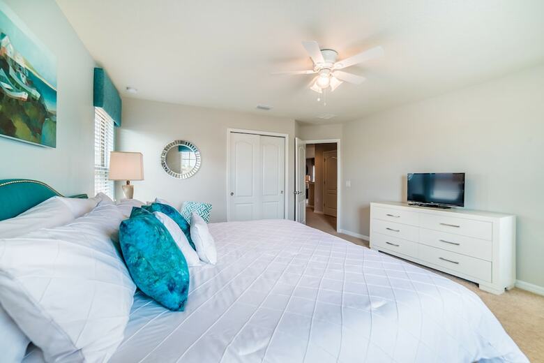 Windsor At Westside Resort By Global Resort Homes