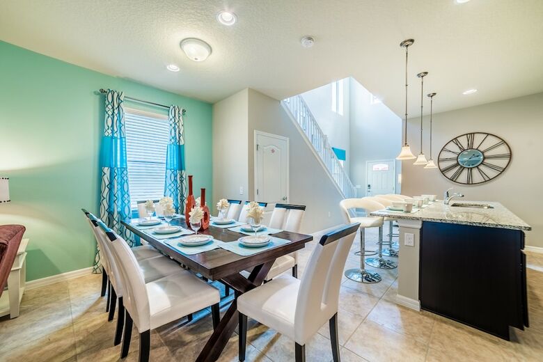 Windsor At Westside Resort By Global Resort Homes