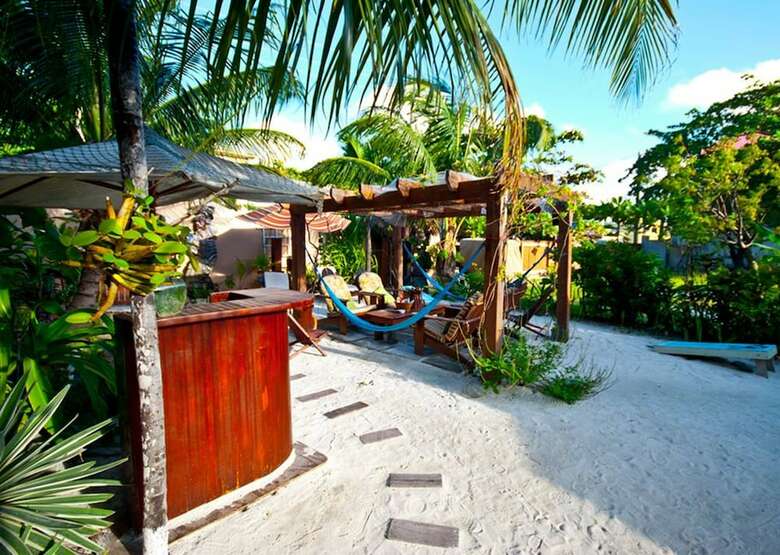 Changes In Latitudes Bed And Breakfast Inn