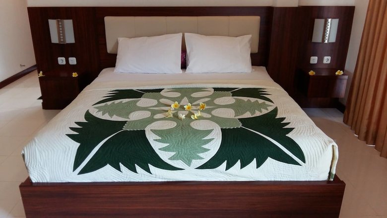 Family Beach Hotel - Kuta Lombok
