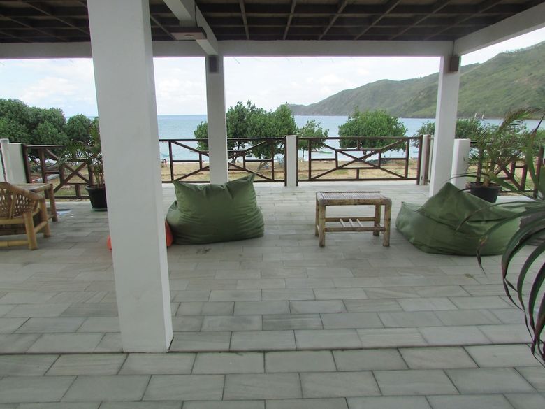 Family Beach Hotel - Kuta Lombok