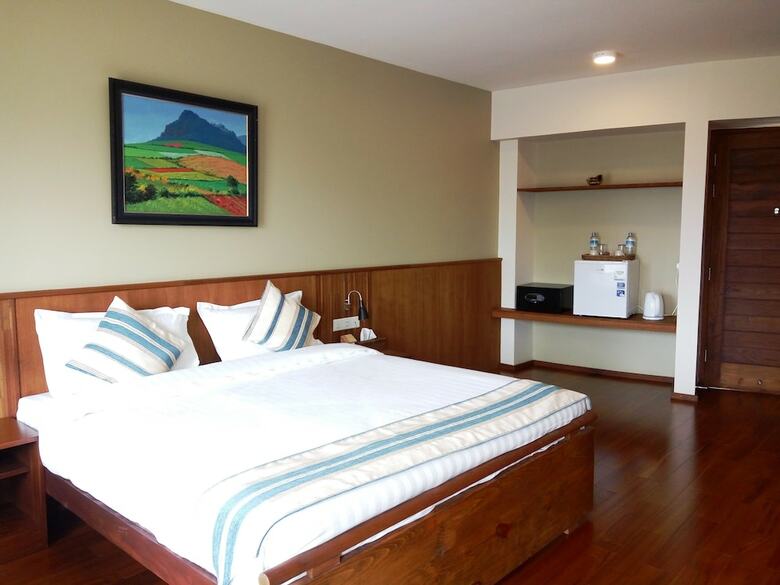 360 Kalaw Hotel