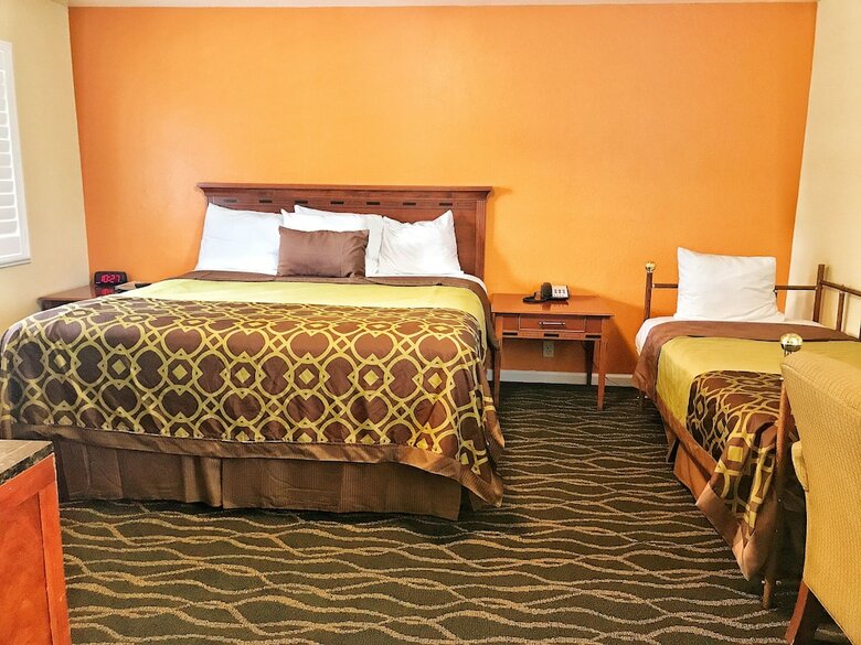 Hotel The Old West Inn