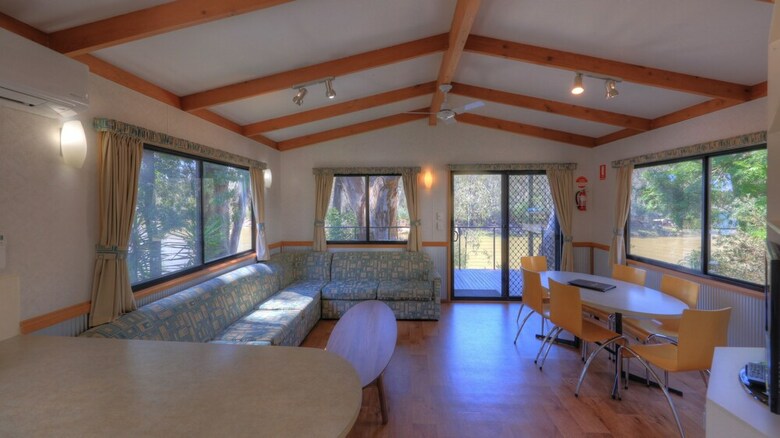 Cabana Moama Riverside Holiday & Tourist Park