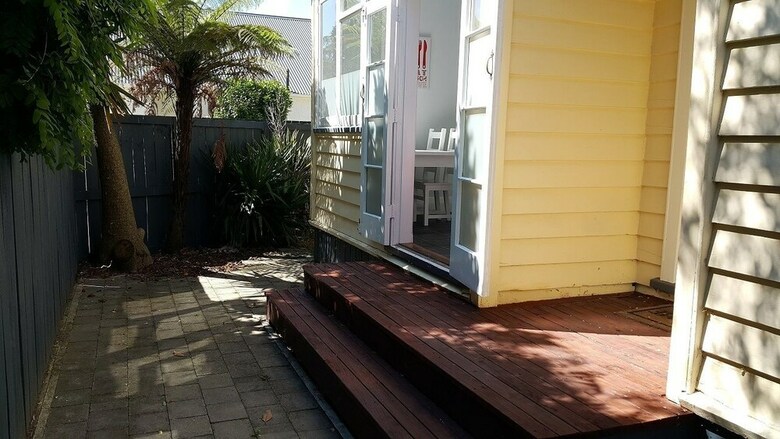 Holiday Homes On Grey St
