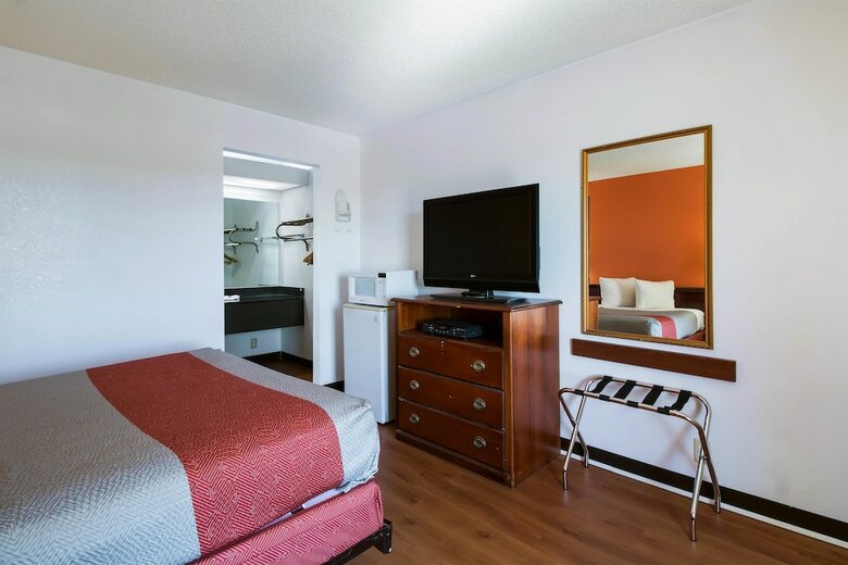 Motel 6 Metter, Ga
