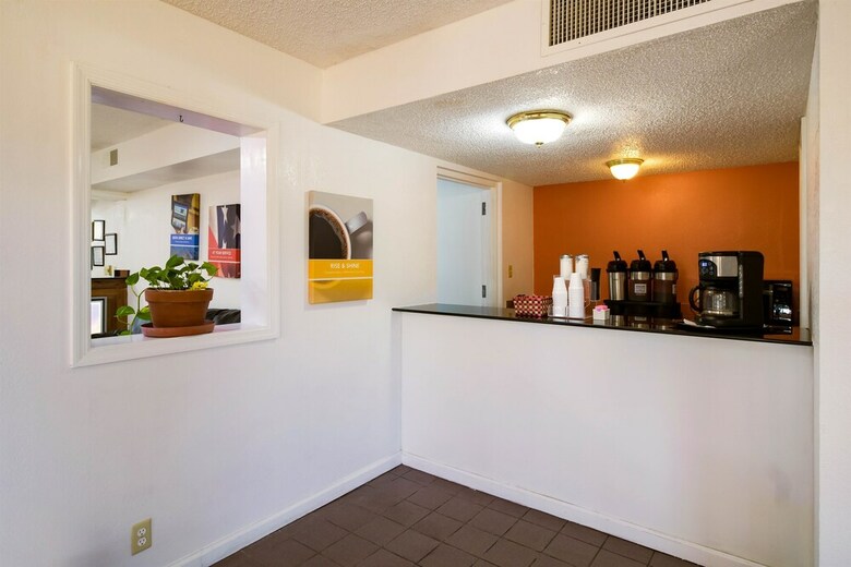 Motel 6 Metter, Ga
