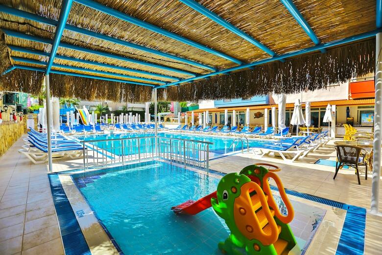 Club Big Blue Suite Hotel - All Inclusive