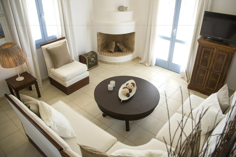 Villa Naxian Resort