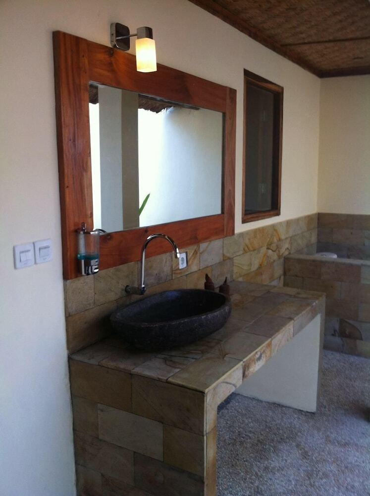 Hotel Tiki Lodge Lombok