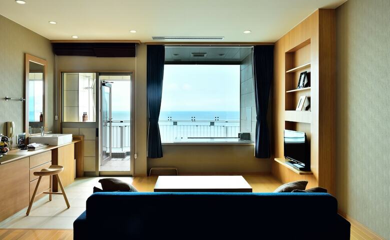 Hotel Fontaine Bleau Atami
