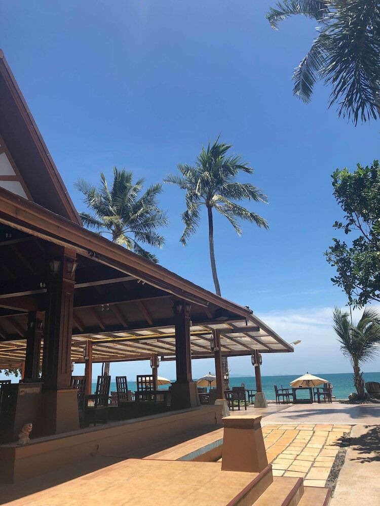 Apartamento Kanok Buri Resort & Spa