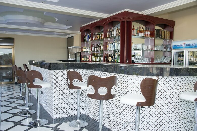 King D Hotel