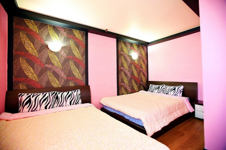 Grand Blue Pension