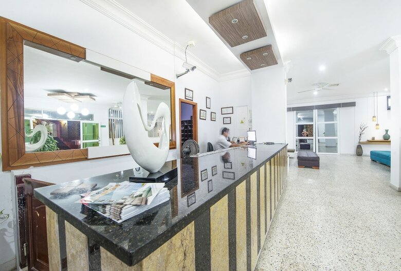 Hotel Portobahia