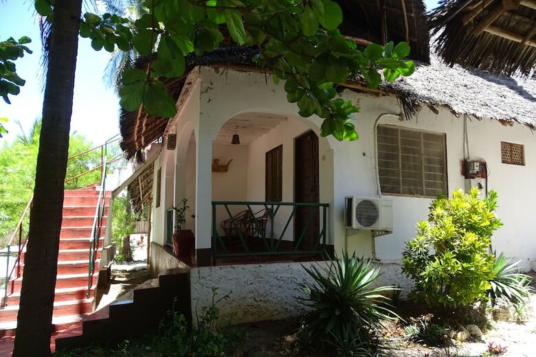 Hotel Fontaine Garden Village