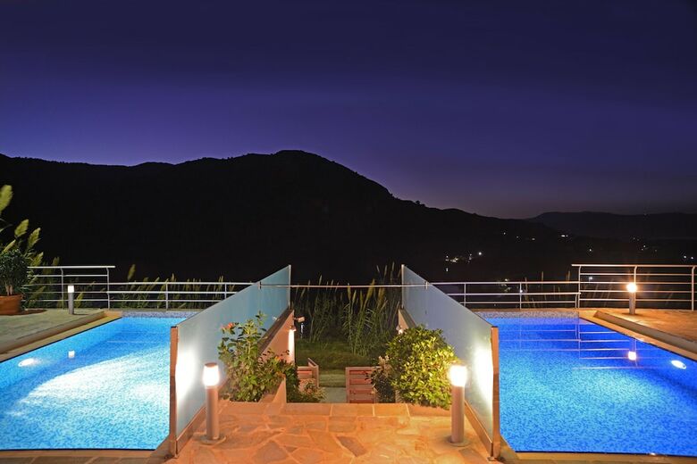 Bluefairy Villas