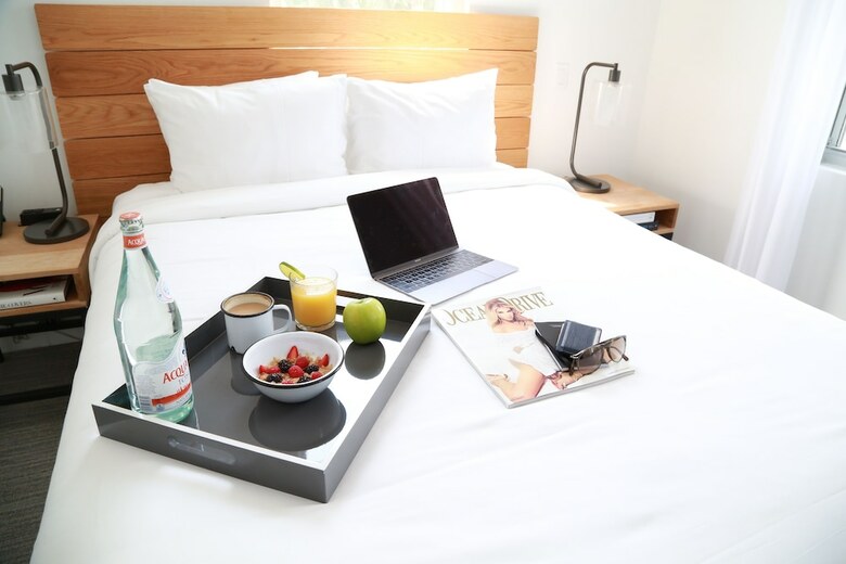 Urbanica The Meridian Hotel