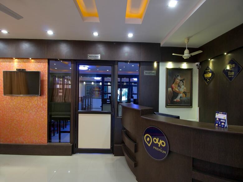 Oyo 3787 9 Star Hotel