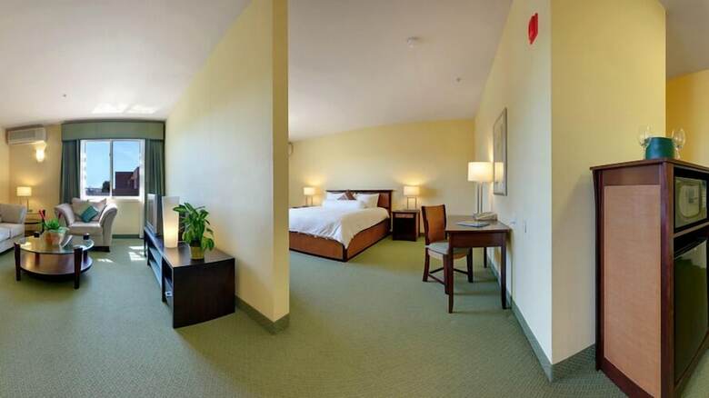 Doubletree By Hilton Hotel & Spa Napa Valley American Canyon