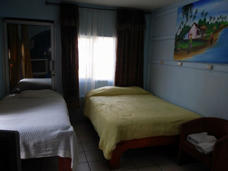 Hostal Hostel La Corte