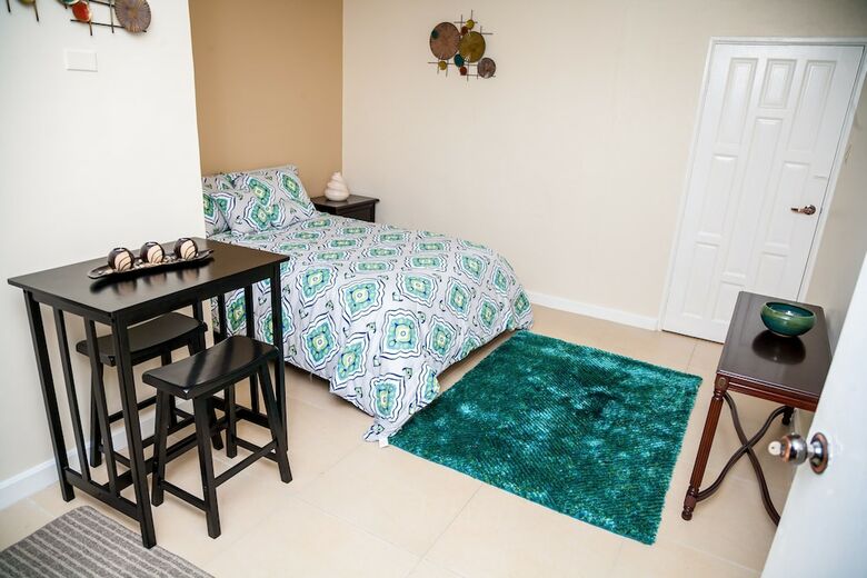 Skyview Manor Guest Apartments