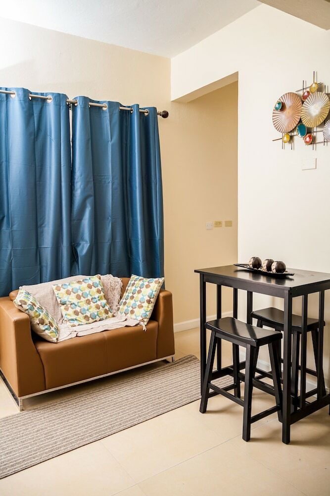 Skyview Manor Guest Apartments