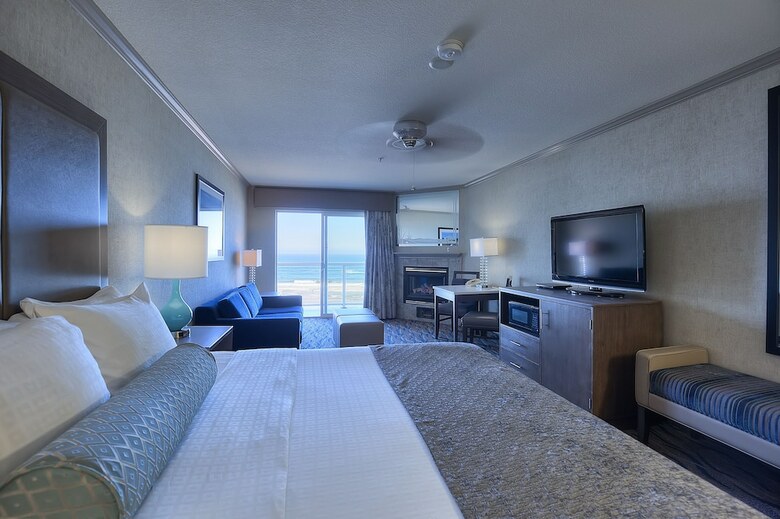 Elizabeth Oceanfront Suites, Ascend Hotel Collection