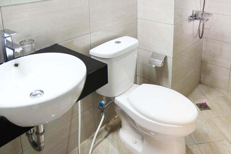 Hotel Airy Karamat Bhayangkara 127 Sukabumi