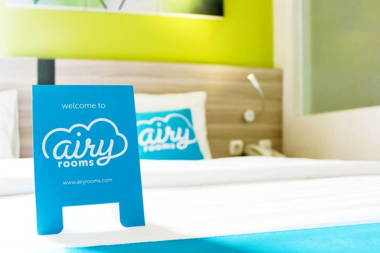 Hotel Airy Karamat Bhayangkara 127 Sukabumi