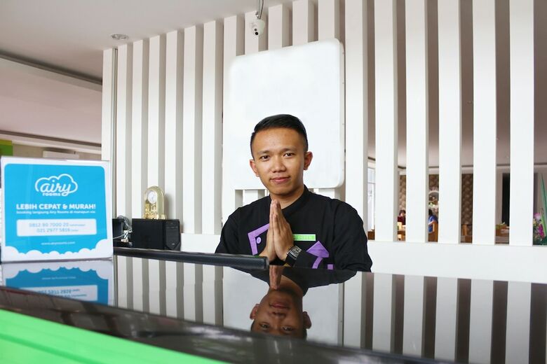 Hotel Airy Karamat Bhayangkara 127 Sukabumi