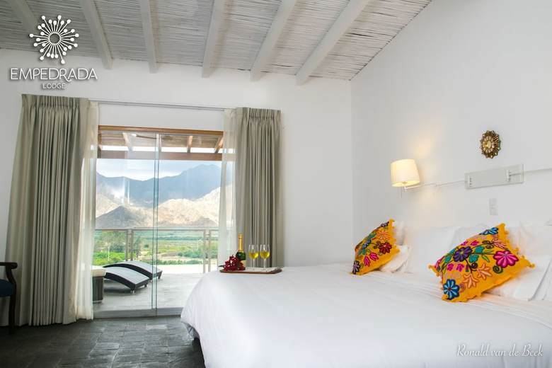 Hotel Empedrada Lodge